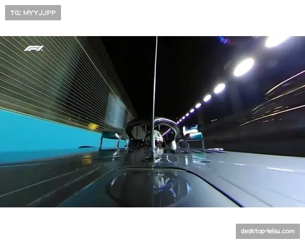 新加坡街道赛汉密尔顿夺冠 夜赛策略成比赛制胜关键 新加坡街道赛汉密尔顿夺冠 夜赛策略成比赛制胜关键